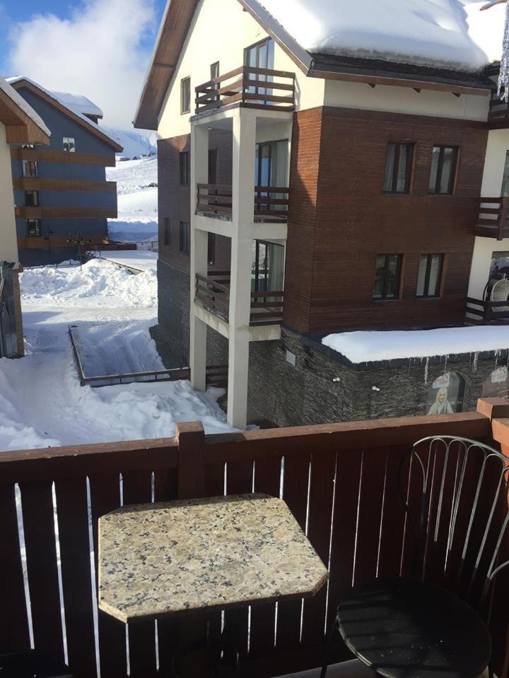 Апартаменты Redco №1 Apartament Gondola Lift Гудаури Экстерьер фото