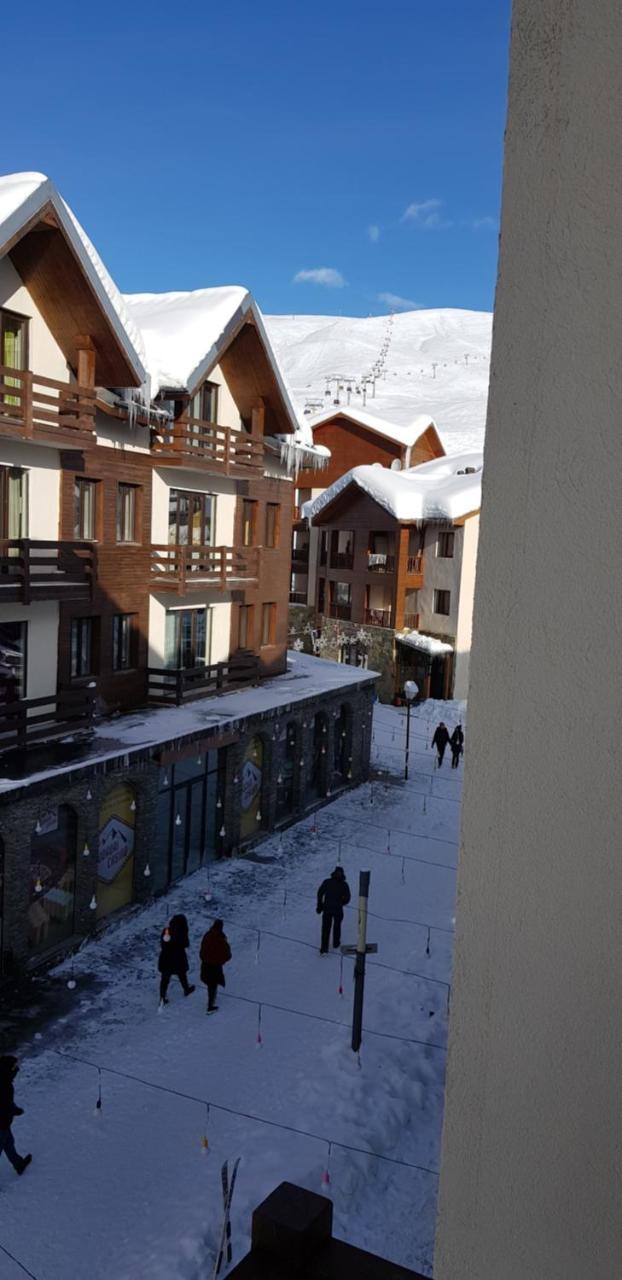 Апартаменты Redco №1 Apartament Gondola Lift Гудаури Экстерьер фото